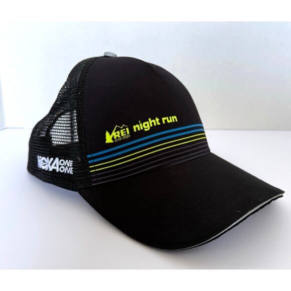 Hoka REI Black Running Jogging Outdoor Snap Back Hat Casual Activewear - Picture 1 of 7